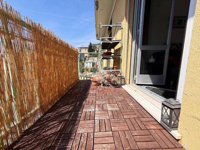 Appartamento in vendita a Chiappeto, Genova