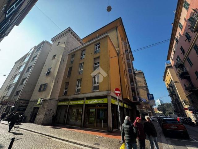 Appartamento in vendita a Centro Ovest, Serra Riccò