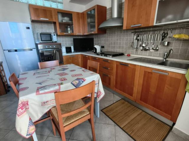Appartamento in vendita a Medio Levante, Serra Riccò