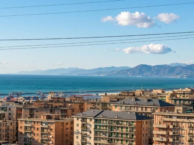 Appartamento in vendita a Centro Ovest, Serra Riccò