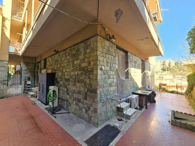 Appartamento in vendita a Centro Ovest, Serra Riccò