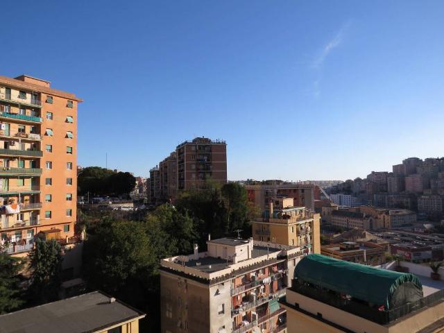 Appartamento in vendita a San Pantaleo, Genova