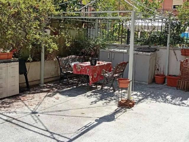 Appartamento in vendita a Medio Levante, Serra Riccò