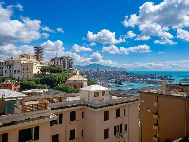 Appartamento in vendita a Centro Ovest, Serra Riccò