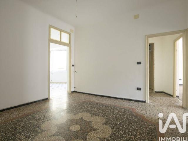 Appartamento in vendita a Certosa, Genova