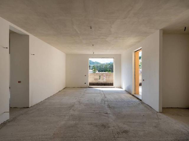 Appartamento in vendita a Media Val Bisagno, Serra Riccò