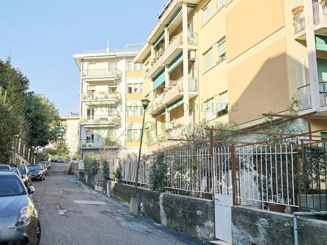 Appartamento in vendita a Levante, Serra Riccò