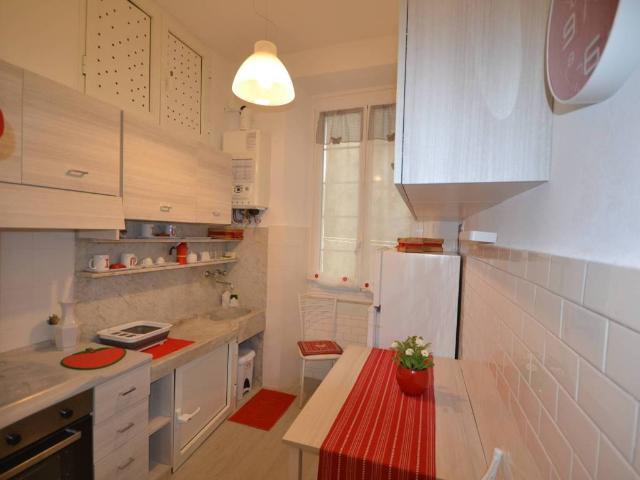 Appartamento in vendita a Centro Est, Serra Riccò