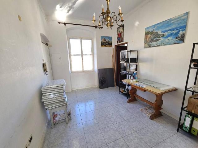 Appartamento in vendita a Val Polcevera, Serra Riccò