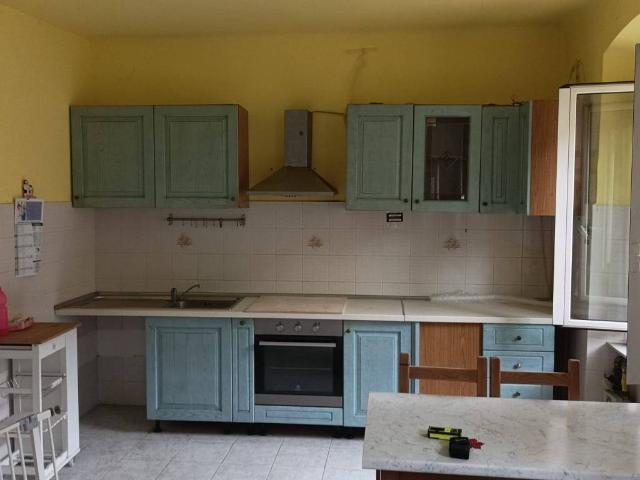 Appartamento in vendita a Val Polcevera, Serra Riccò