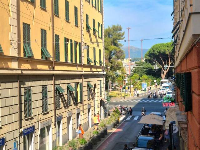 Appartamento in vendita a Centro Est, Serra Riccò