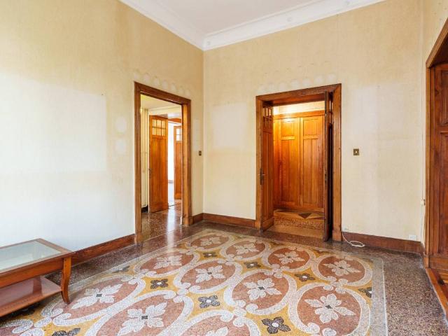 Appartamento in vendita a Centro Est, Serra Riccò