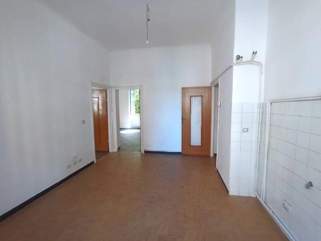 Appartamento in vendita a Centro Ovest, Serra Riccò