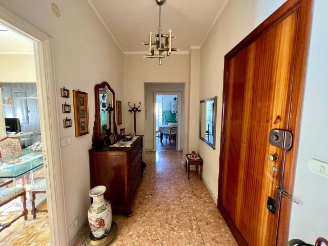 Appartamento in vendita a Quarto Alta, Genova