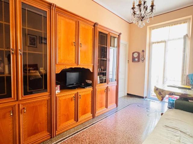 Appartamento in vendita a Certosa, Genova