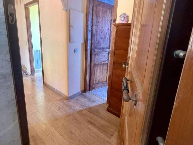 Appartamento in vendita a Medio Ponente, Serra Riccò