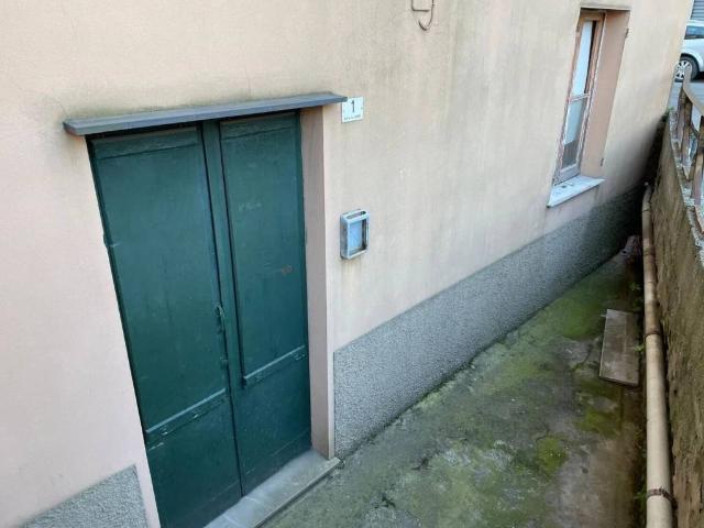 Appartamento in vendita a Val Polcevera, Serra Riccò