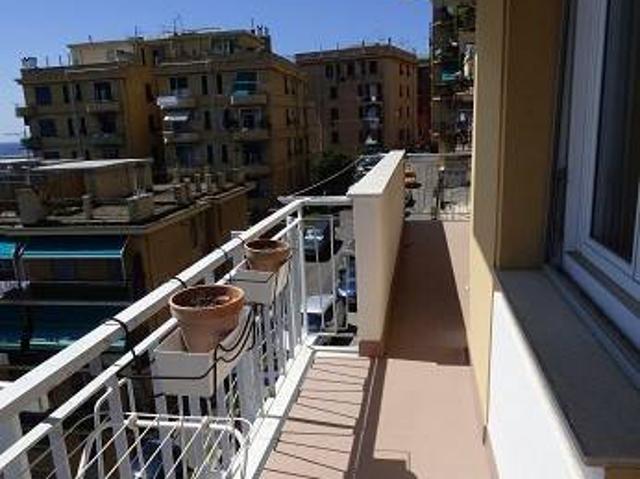 Appartamento in vendita a Medio Ponente, Serra Riccò