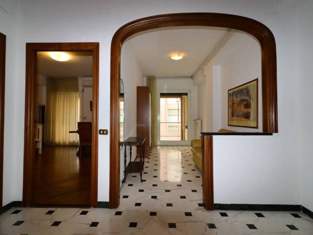 Appartamento in vendita a Centro Ovest, Serra Riccò