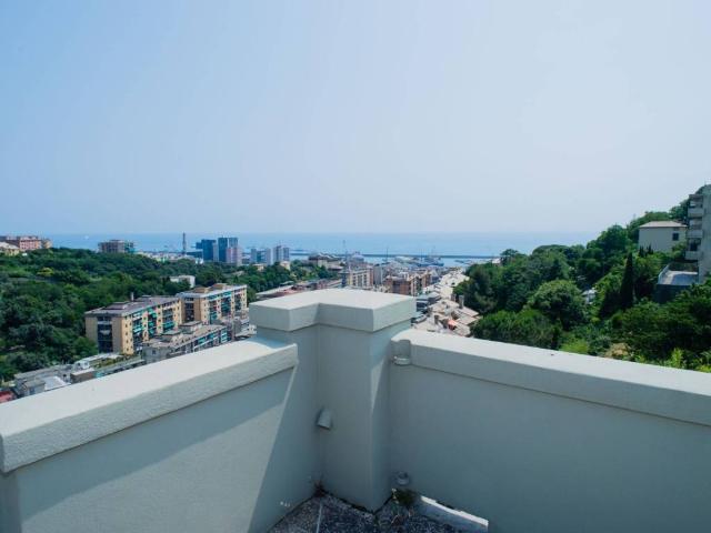 Appartamento in vendita a Centro Ovest, Serra Riccò