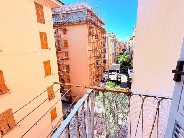 Appartamento in vendita a Medio Levante, Serra Riccò