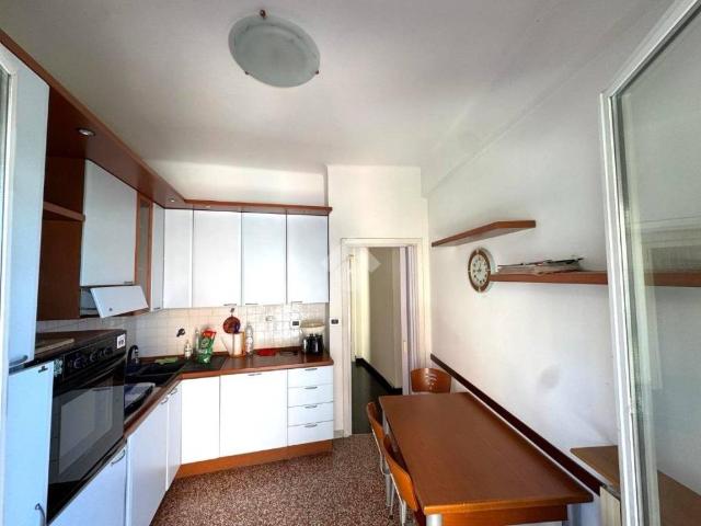Appartamento in vendita a Val Polcevera, Serra Riccò