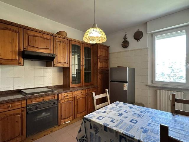 Appartamento in vendita a Centro Ovest, Serra Riccò
