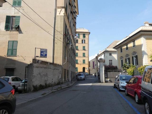 Appartamento in vendita a Carignano, Genova