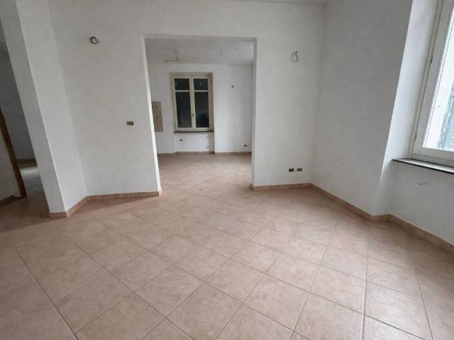 Appartamento in vendita a Pianderlino, Genova