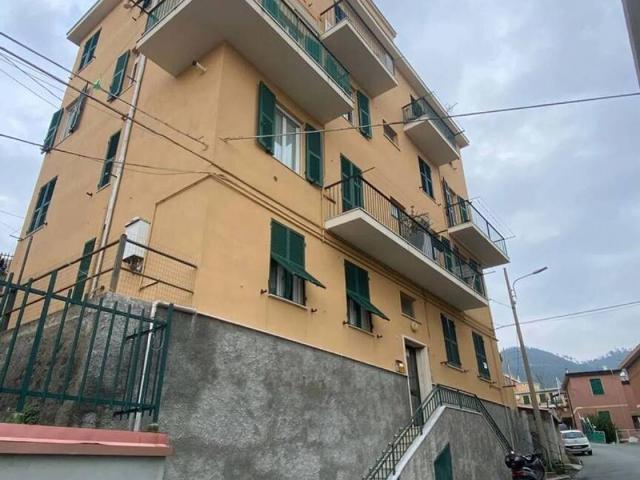 Appartamento in vendita a Medio Ponente, Serra Riccò