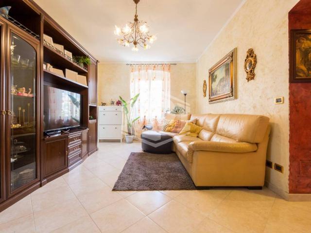 Appartamento in vendita a Val Polcevera, Serra Riccò