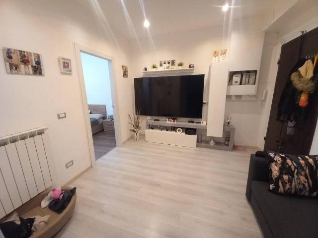Appartamento in vendita a Centro Ovest, Serra Riccò