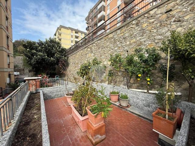 Appartamento in vendita a Pianderlino, Genova