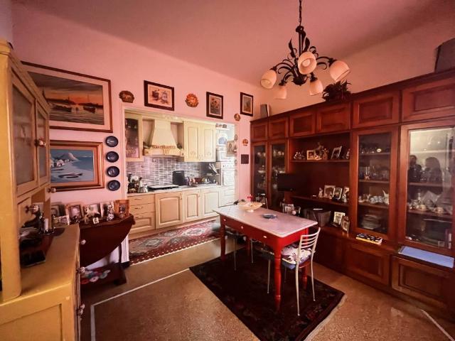 Appartamento in vendita a Oregina, Serra Riccò