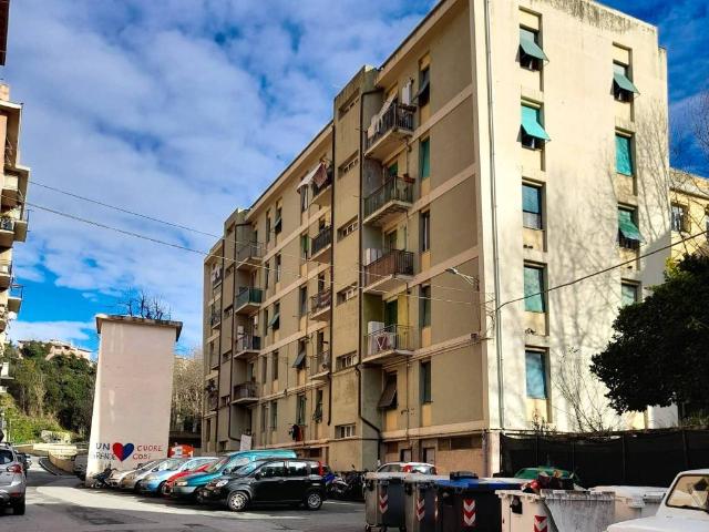 Appartamento in vendita a Medio Ponente, Serra Riccò