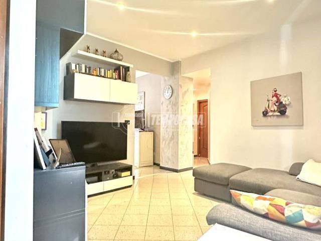 Appartamento in vendita a Centro Ovest, Serra Riccò