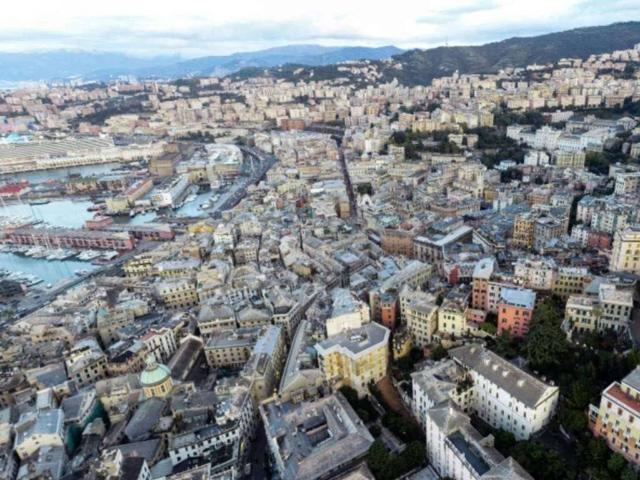 Appartamento in vendita a Centro Est, Serra Riccò