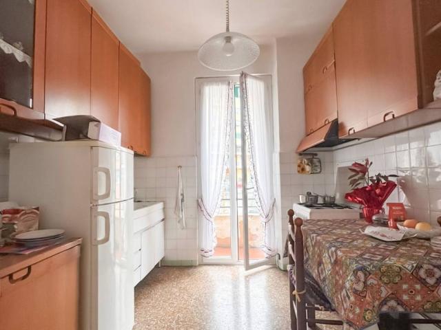 Appartamento in vendita a Ponente, Serra Riccò