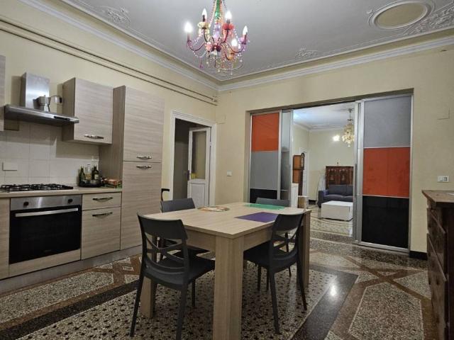 Appartamento in vendita a Centro Est, Serra Riccò