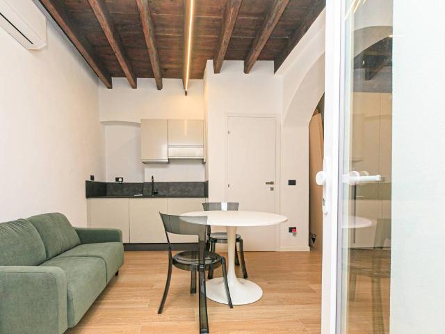 Appartamento in vendita a Foce, Genova
