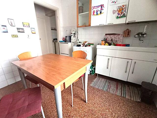 Appartamento in vendita a Sestri Ponente, Genova