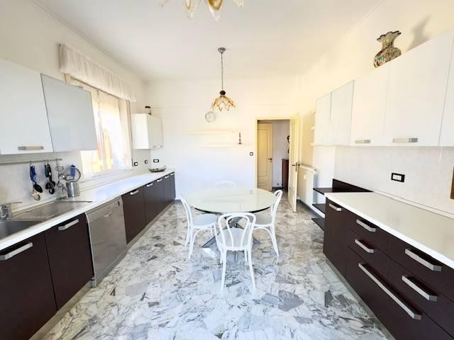 Appartamento in vendita a Levante, Serra Riccò