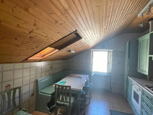 Appartamento in vendita a Val Polcevera, Serra Riccò