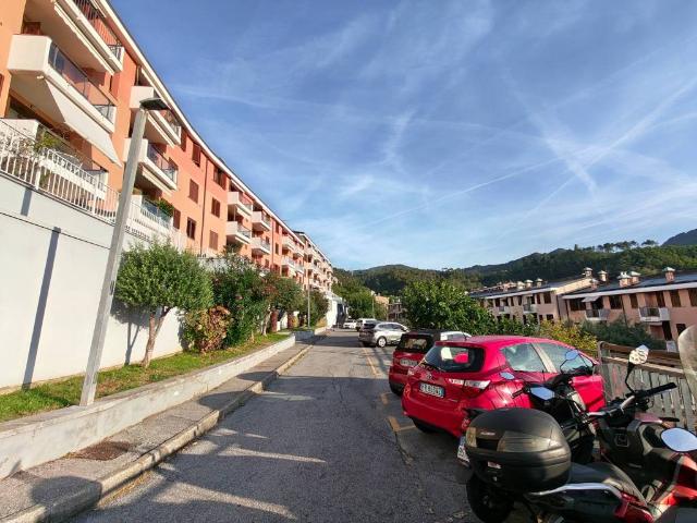 Appartamento in vendita a Ponente, Serra Riccò