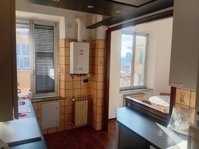 Appartamento in vendita a Sampierdarena, Genova
