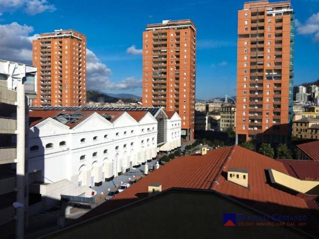 Appartamento in vendita a Sampierdarena, Genova