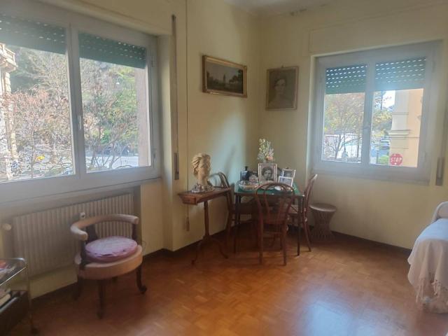 Appartamento in vendita a Centro Est, Serra Riccò