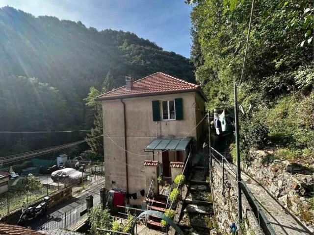 Appartamento in vendita a Levante, Serra Riccò