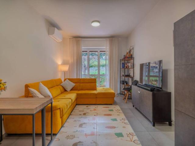 Appartamento in vendita a Levante, Serra Riccò