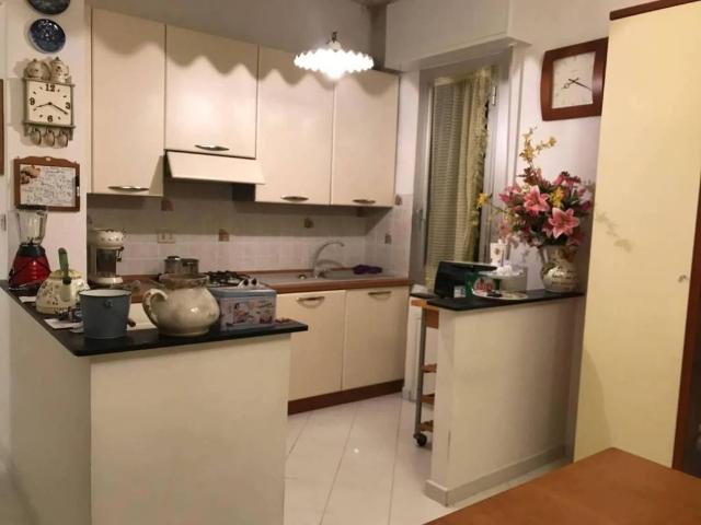 Appartamento in vendita a Val Polcevera, Serra Riccò